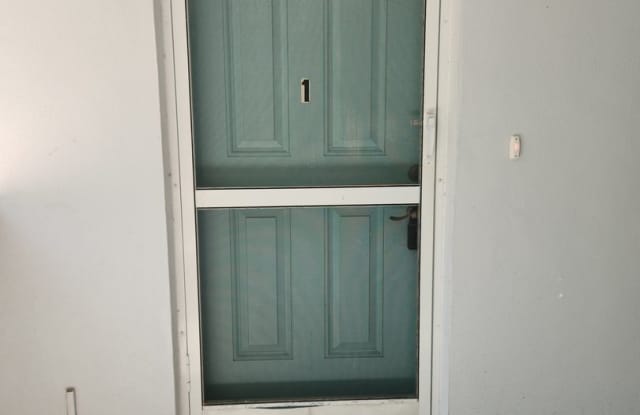 565 Golden Gate Point Unit 1,  Sarasota, FL 34236 Gallery 4