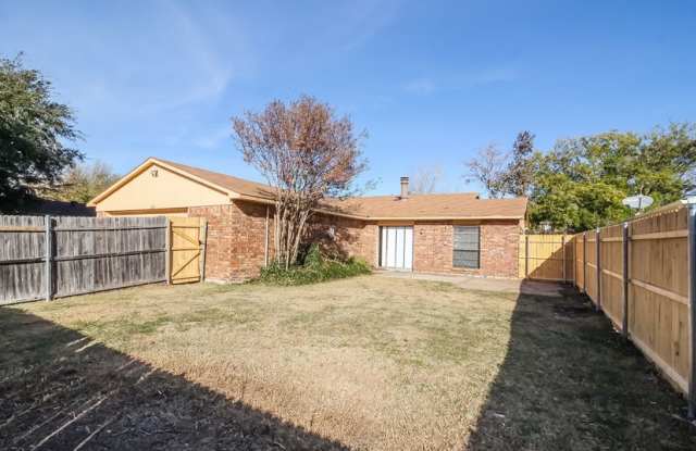 9010 Westfield Dr Gallery 2
