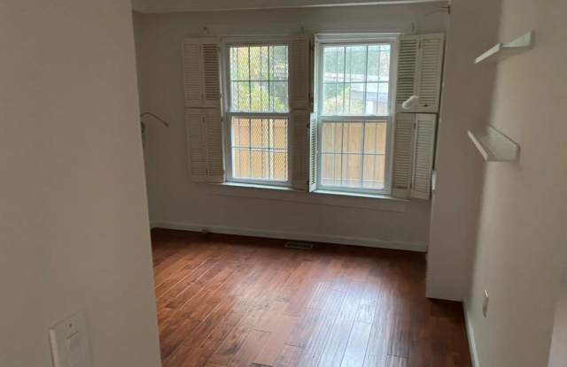 1410 26TH ST NW #2 Gallery 2