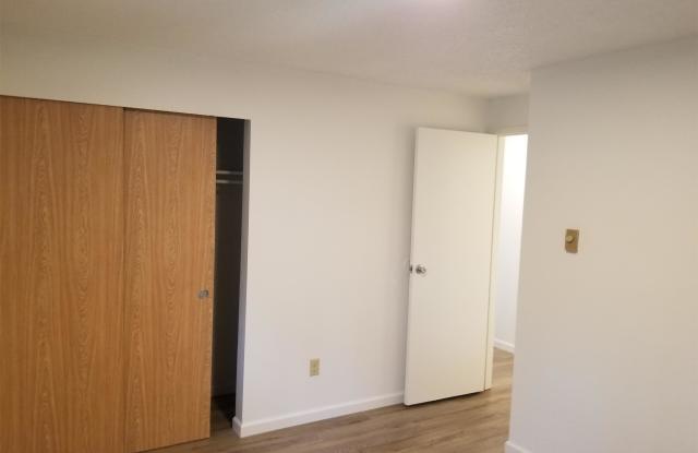 818 75th Street East, Unit A Gallery 3