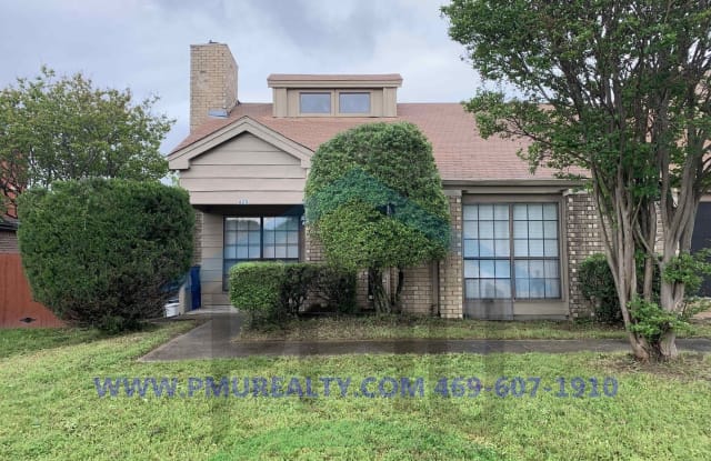 825 Westover Dr - 825 Westover Drive, Lancaster, TX 75134
