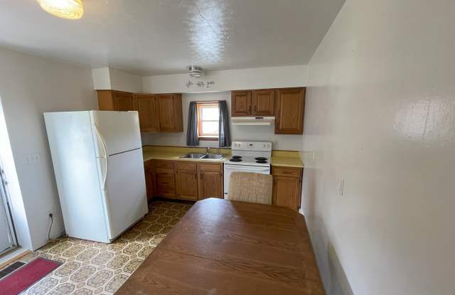 105 Main Street - A Gallery 2