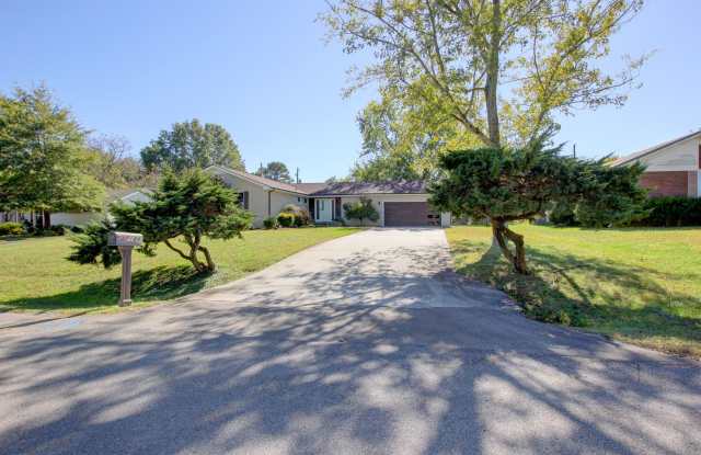 2144 Pace Dr Gallery 1