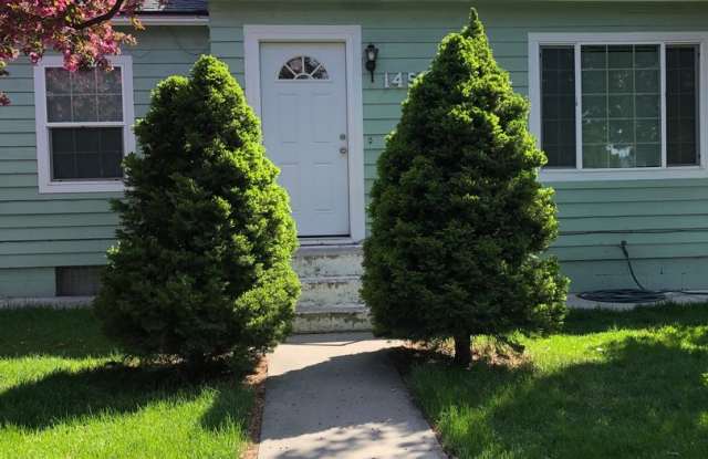 Now renting 2 bedroom home - 1451 Russell Street, Wenatchee, WA 98801