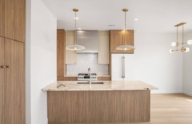 1008 Manen St photos photos