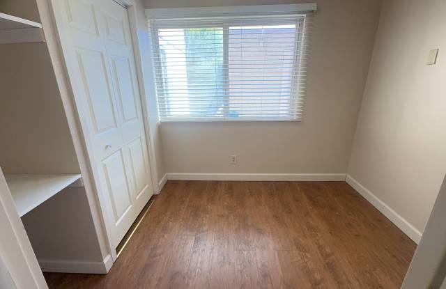 Delightful 2 Bedroom 1.5 Bath home Gallery 4