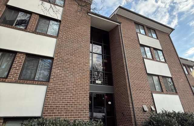 1403 NORTHGATE Square unit: 12B photos photos