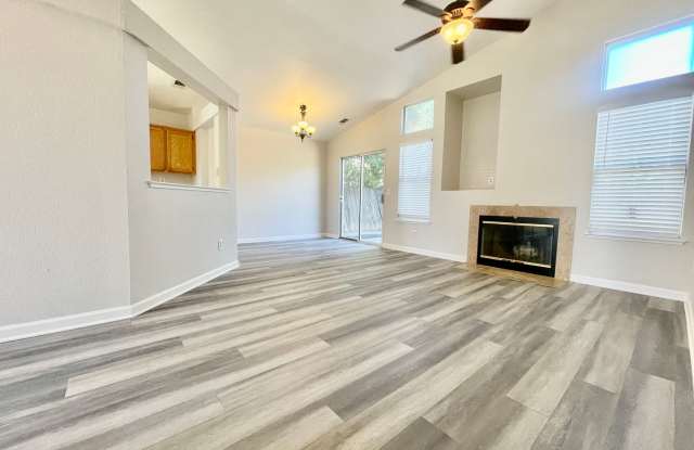 Beautifully Remodeled Single Story 3bed / 2bath in Antioch Gallery 3