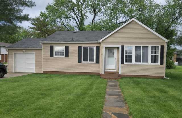 Charming 2 Bed Home with Dining Room & Attached Garage photos photos