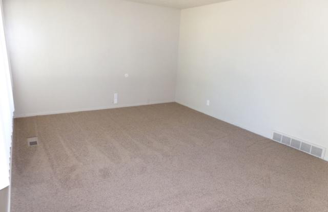 890 E. 300 N. Gallery 3