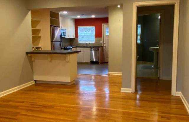 2114 NE Halsey St. #27 Gallery 3