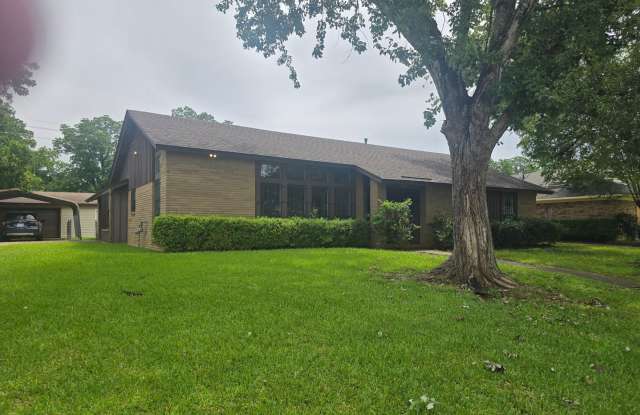 Refurbished - 3 bdrm 2 bath photos photos