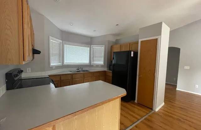 880 Aspen Place Gallery 3
