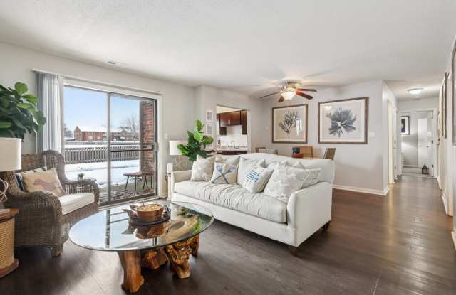 Northlake Village Gallery 2