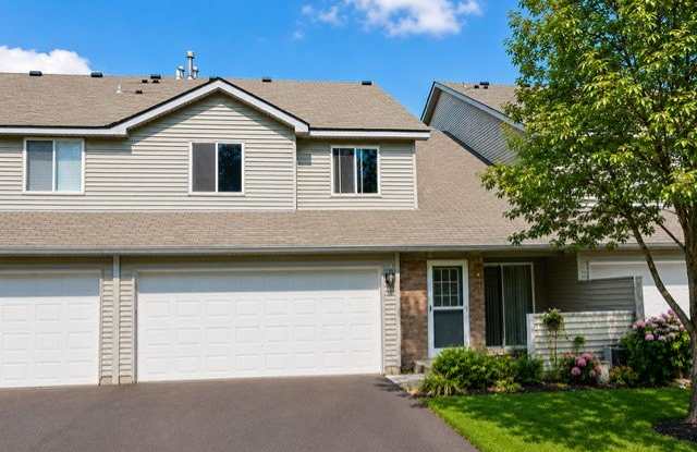 4884 Helena Ln N Gallery 2