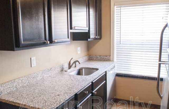 1035 Claytonia Ter - 1035 Claytonia Terrace, Richmond Heights, MO 63117