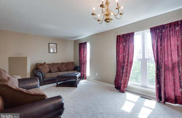 13396 BURROUGH FARM Drive Gallery 4