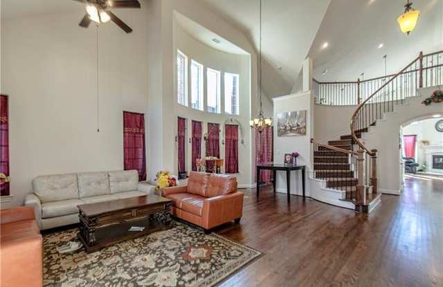 14220 Blueberry Hill Drive Gallery 2