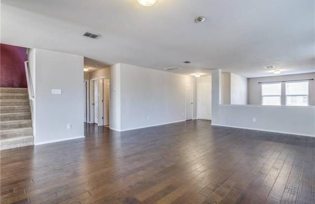 2096 Royal Acres Trail Gallery 3