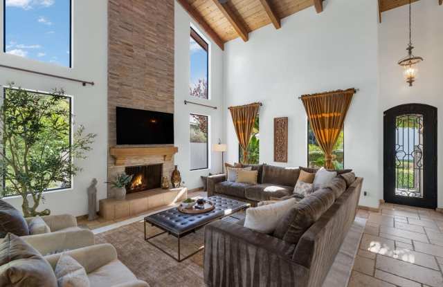 Rates Vary: $7,495 - $14,995 photos photos