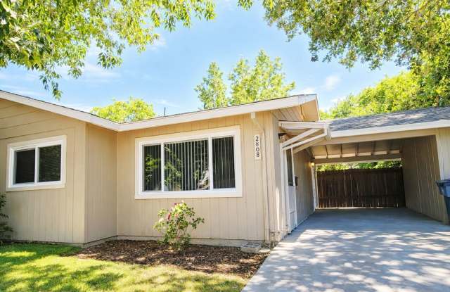 Stunning Updated 2BR/2BA Home in South Davis – Move-In Ready! photos photos