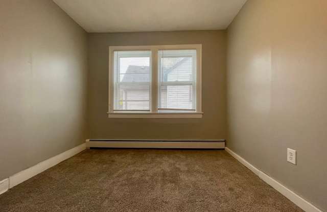 Riveting 5 Bedroom 1.5 Bathroom Home in Minneapolis! photos photos Riveting 5 Bedroom 1.5 Bathroom Home in Minneapolis! photos photos