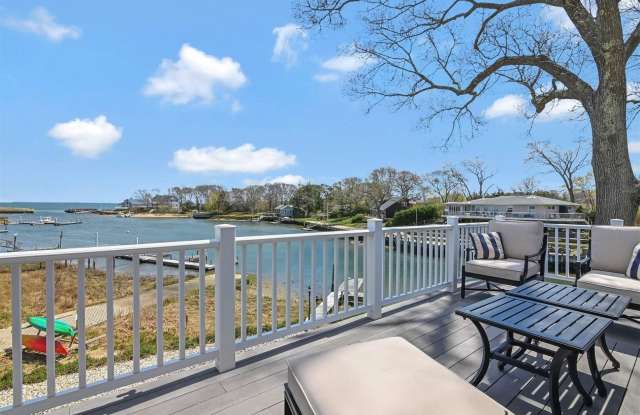 360 Bayview Drive Gallery 3