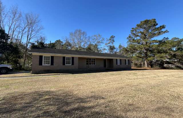 704 E Grady St photos photos