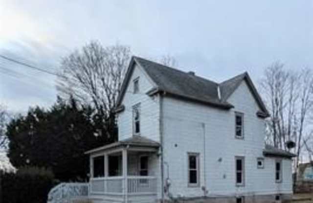315 Sullivan Street Gallery 2