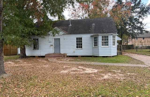 1835 Rivercrest Street photos photos