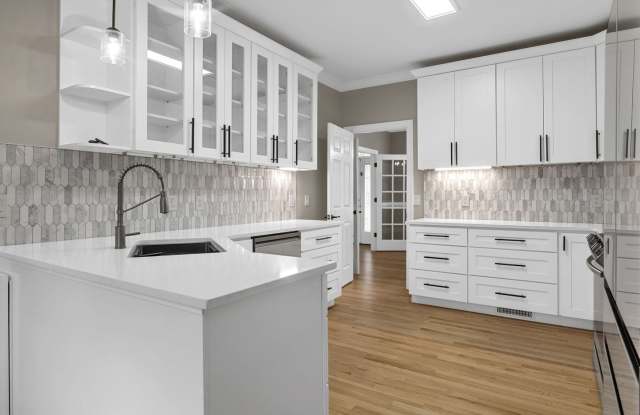 3 BR, 2.5 BA Home in Sterling Estates Community, Easy Access to I-85 Gallery 1