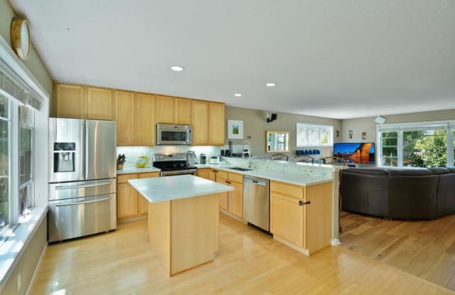 1719 2nd Street NE - 1719 Northeast 2nd Street, Minneapolis, MN 55413
