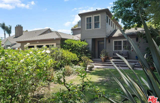 3123 Barry Ave photos photos