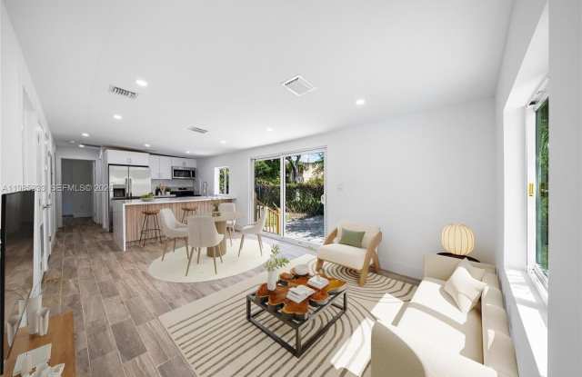 5900 NW 5th Ct photos photos