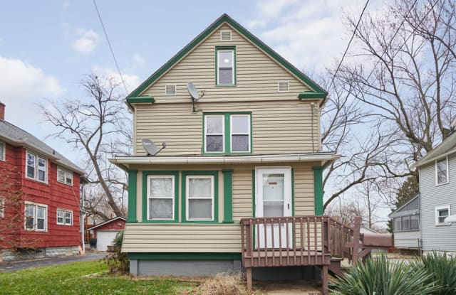 2295 10th St SW - 2295 10th Street Southwest, Akron, OH 44314