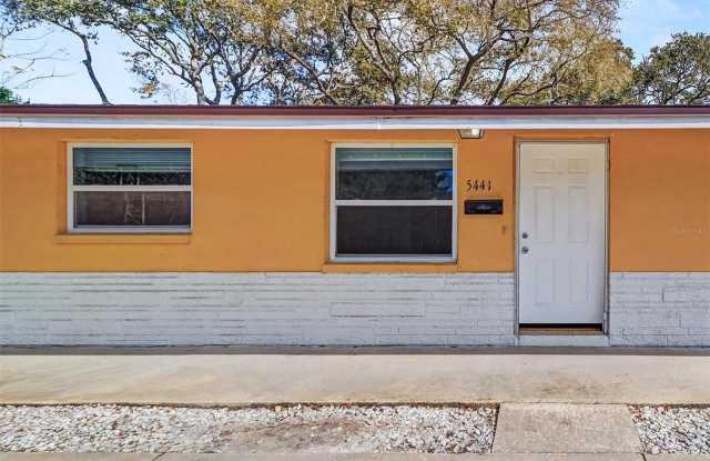 5441 OCEANIC ROAD photos photos