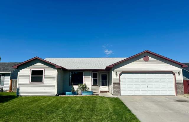 Spacious 4-Bedroom Home with RV Parking & No Backyard Neighbors photos photos