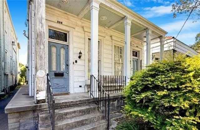 329 BELLEVILLE Street photos photos
