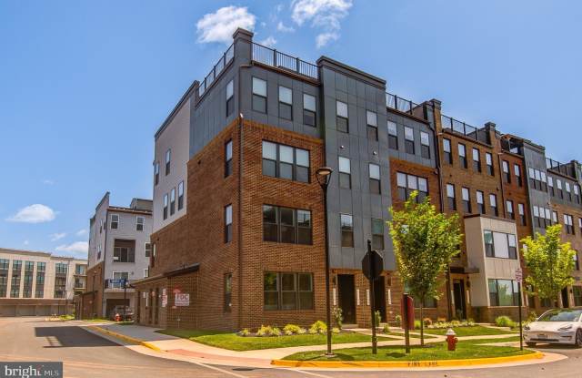 43792 MIDDLEWAY Terrace - 43792 Middleway Terrace, Ashburn, VA 20147