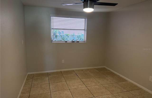 3009 W WATERS Avenue Gallery 4