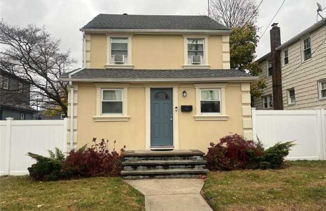 356 Franklin Ave photos photos