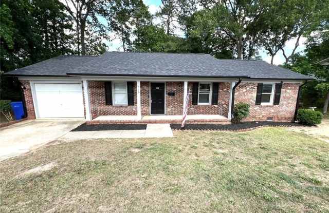 715 Ashburton Drive Gallery 1