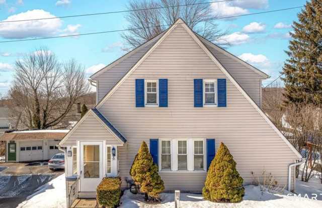 55 Bronx Avenue photos photos