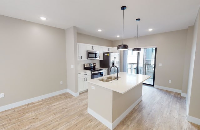2104 University Drive - 2104 University Drive, Kearney, NE 68845
