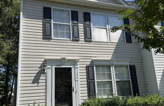 1838 Timberly Waye Gallery 1