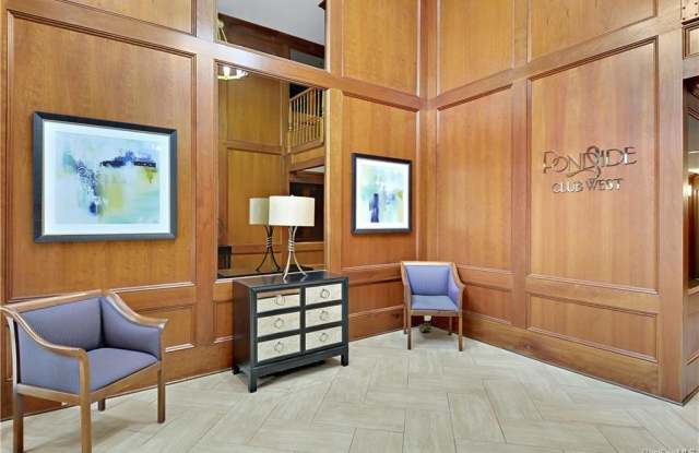 500 Pondside Drive Gallery 3