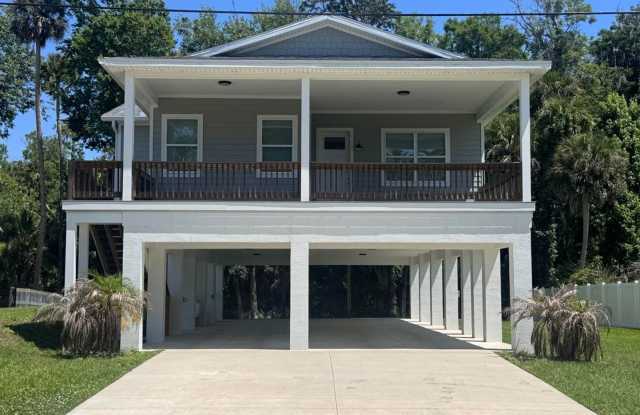 4 Bedroom in Tomoka View photos photos 4 Bedroom in Tomoka View photos photos