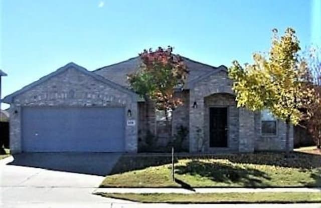 300 Oxford Drive - 300 Oxford Drive, Roanoke, TX 76262