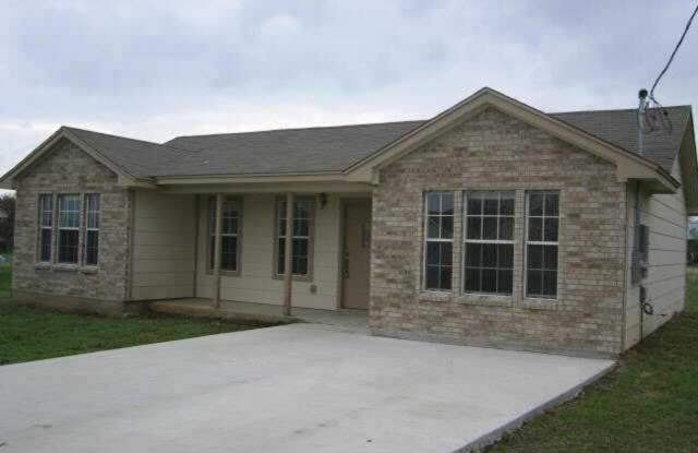 750 Fallen Oak Dr photos photos