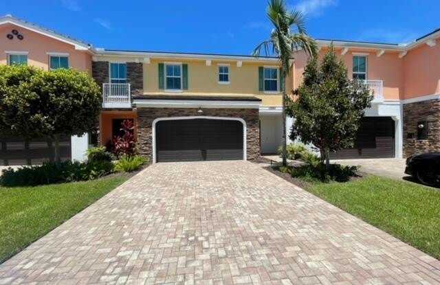 12885 Trevi Isle Drive photos photos